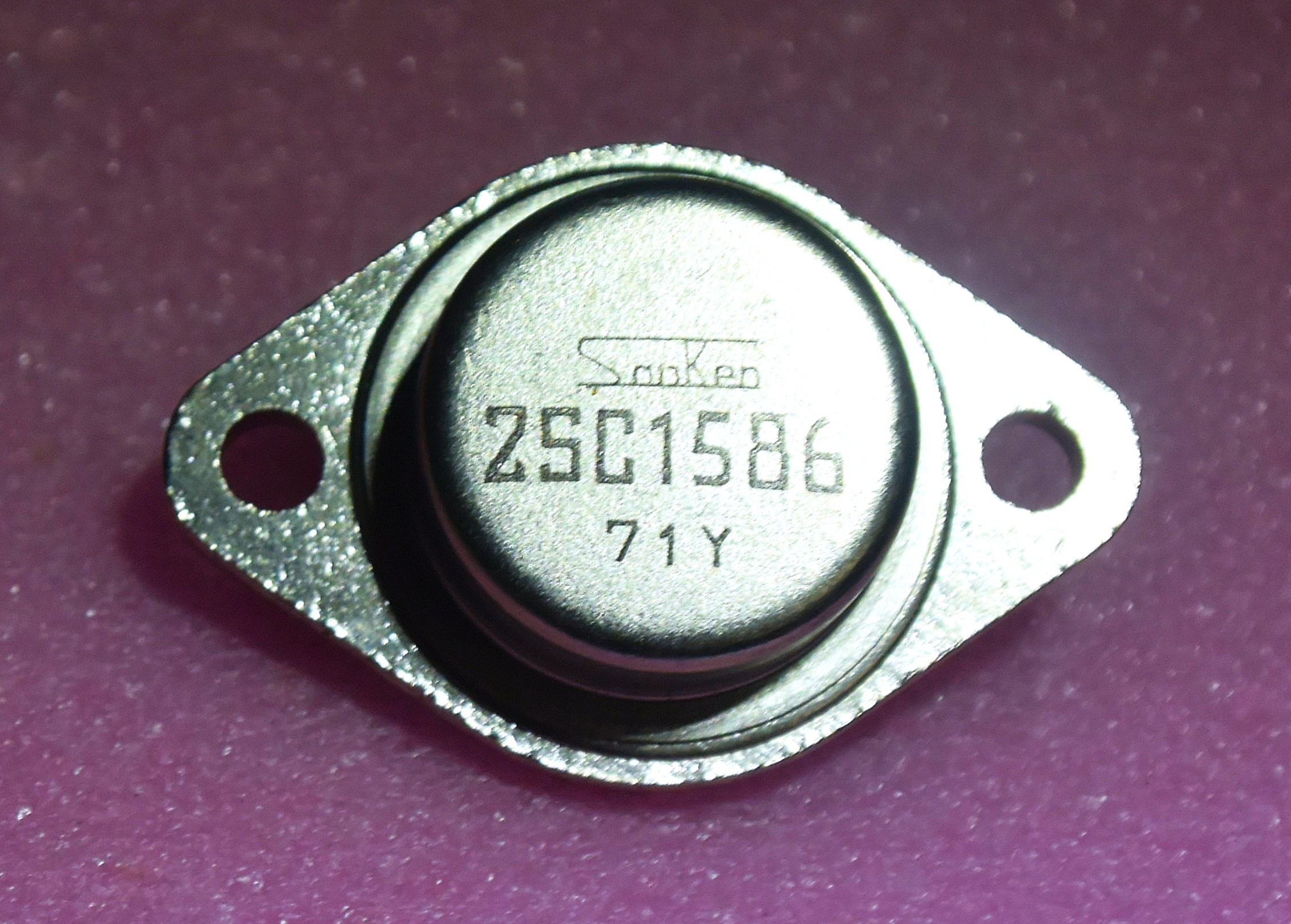 2SC1586