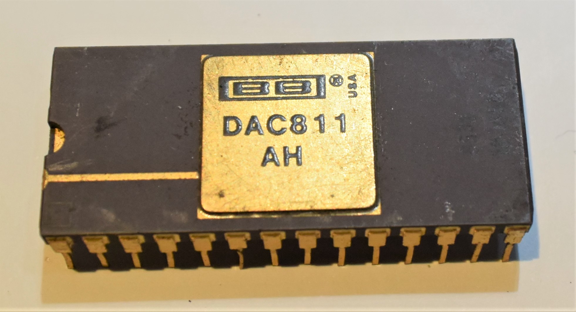 DAC811AH