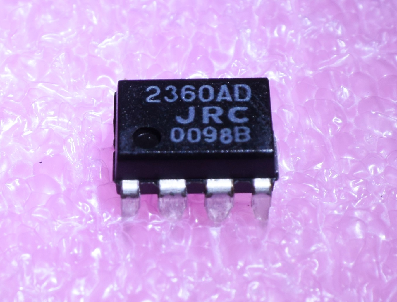 NJM2360AD　DIP-8