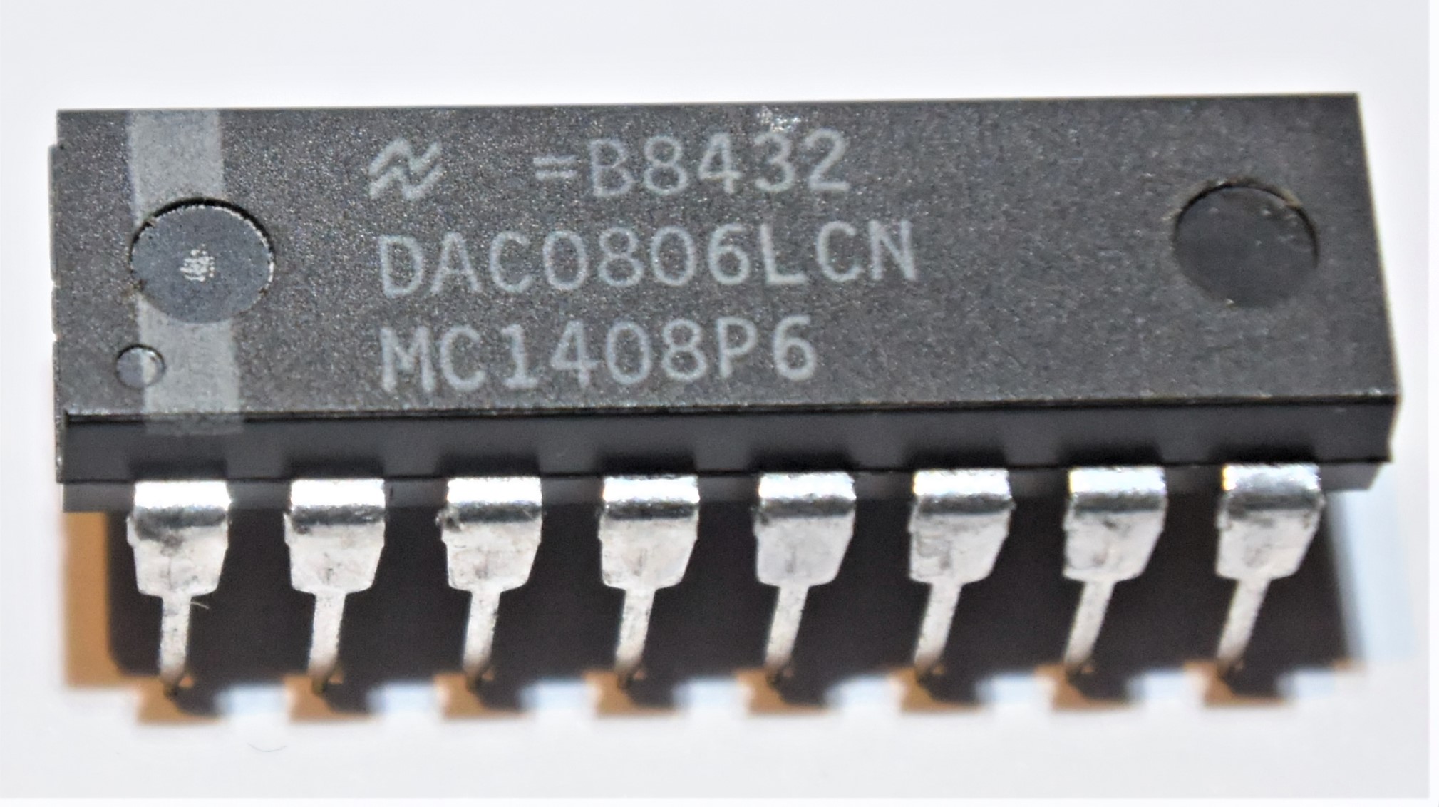 DAC0806LCN/LM1408N-6