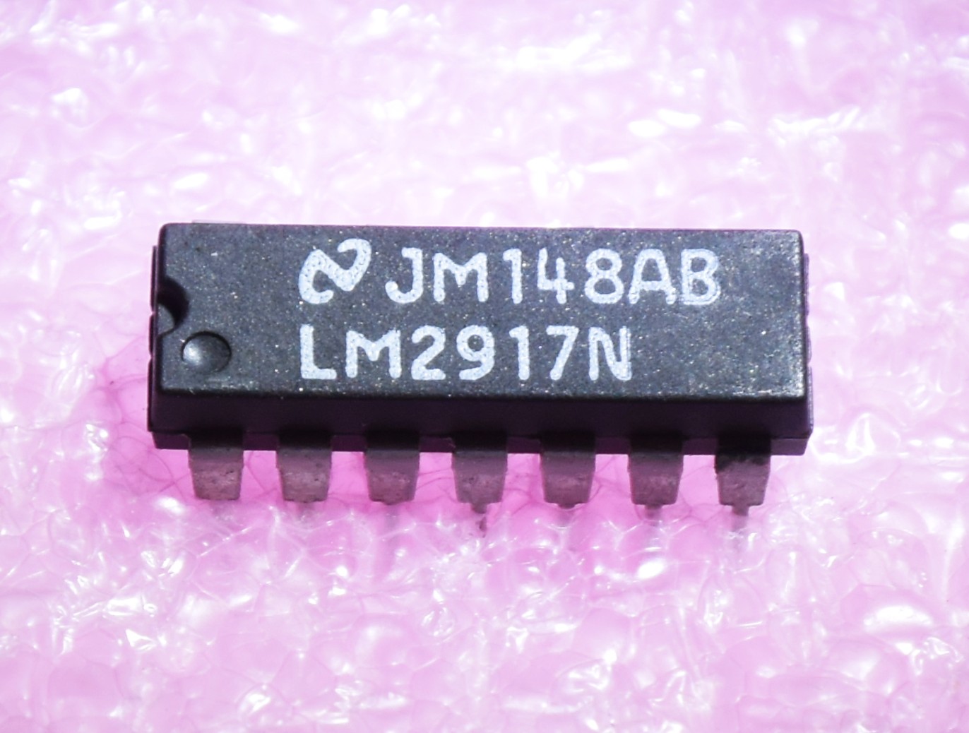 LM2917N　　DIP-14pin