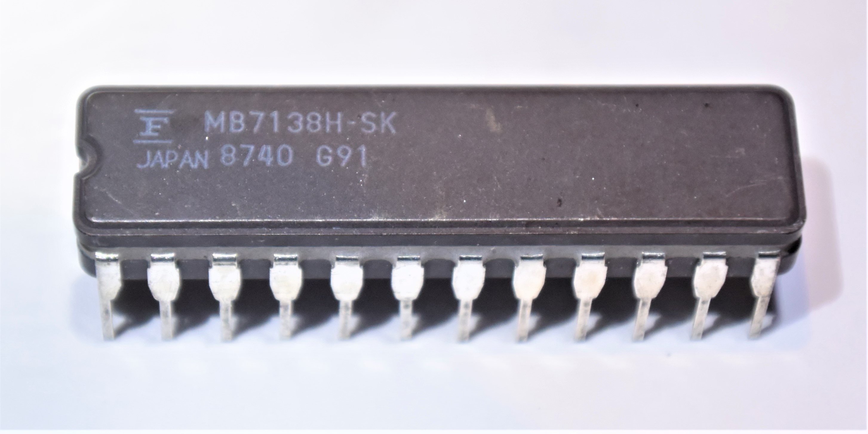 MB7138H-SK　PROGRAMMABLE SCHOTTKY 16384-BIT READ ONLY MEMORY