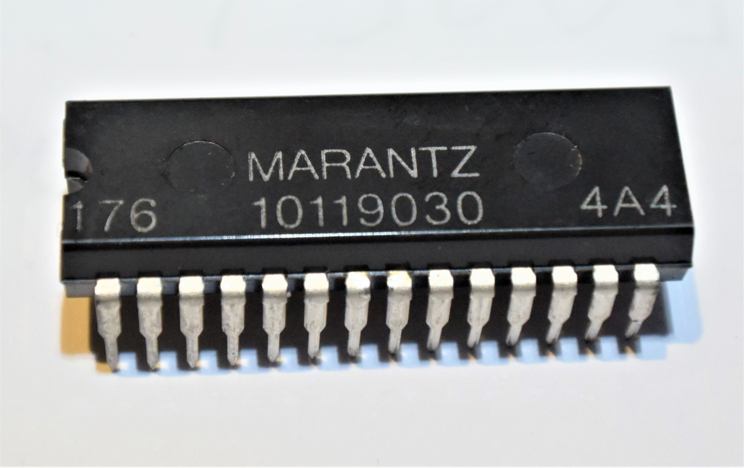 10119030　　MARANTZ　24pin/400mil