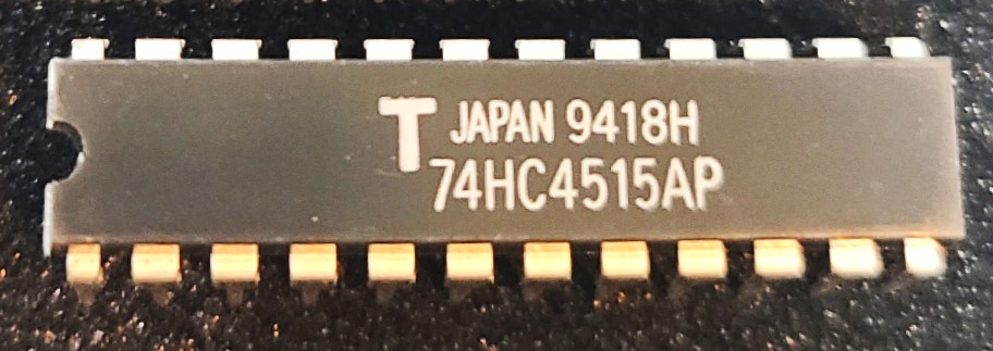 TC74HC4515AP　スリムタイプ