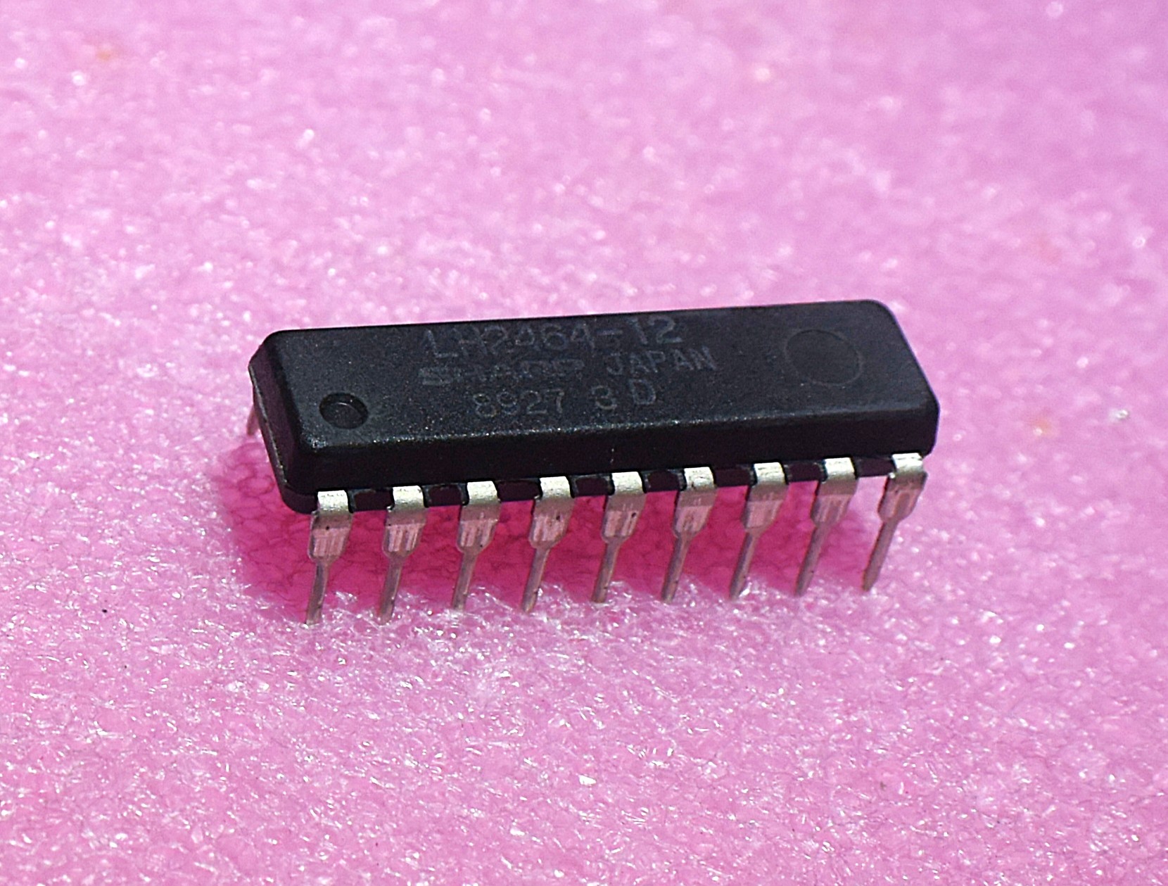 SRAM  LH2464-12　　SRAM/64Ｋx1　120ns