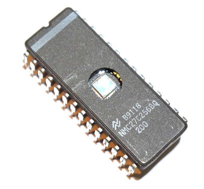 NMC27C256BQ-200　EPROM/新古品