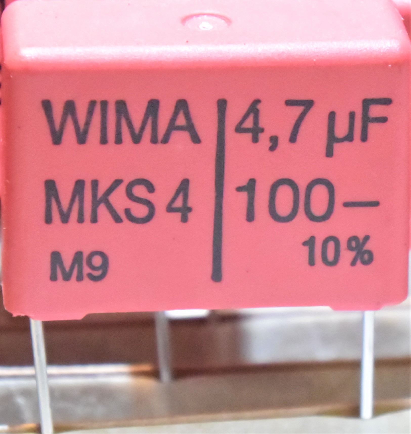 WIMA    WIMA    MKS4  4.7uF/100V　MKS4D044705G00KJ00