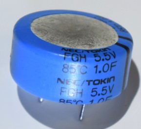 5.5V/1F　FGH0H105ZF 　Φ21x10　　NEC/TOKIN