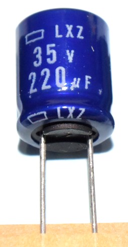 35V 220uF　ニッケミ 　LXZ  青 φ10×h12.5 リール品 低Z