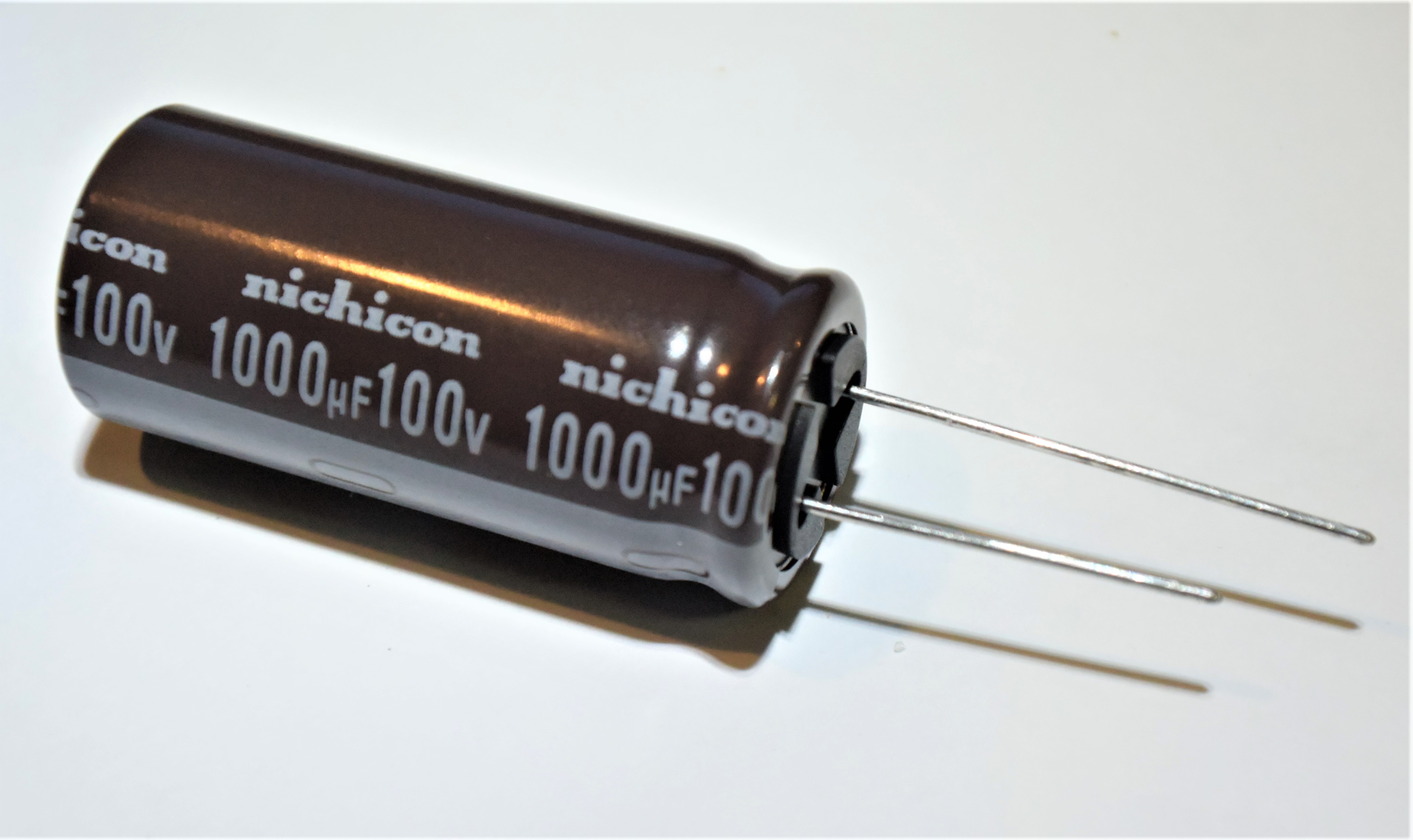 100V/1000FU　PW2A102MHD