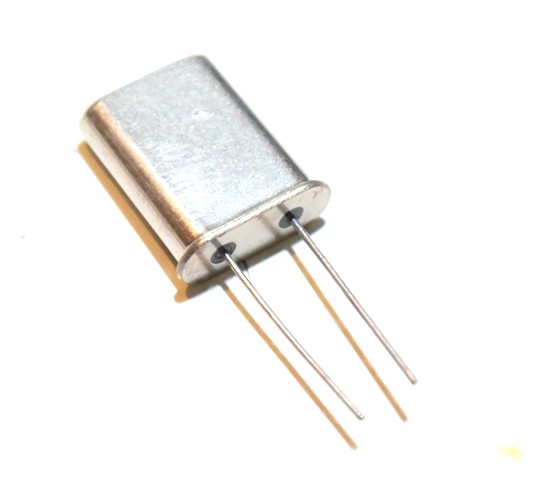 3MHz　クリスタル  30pF -20C 70C