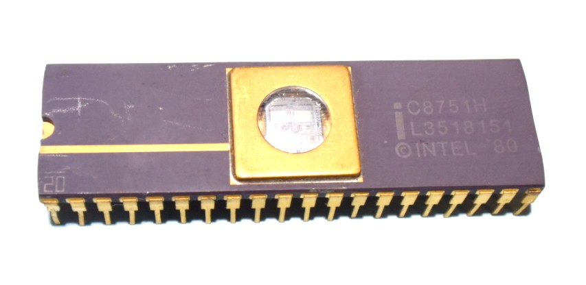 C8751H　　Intel