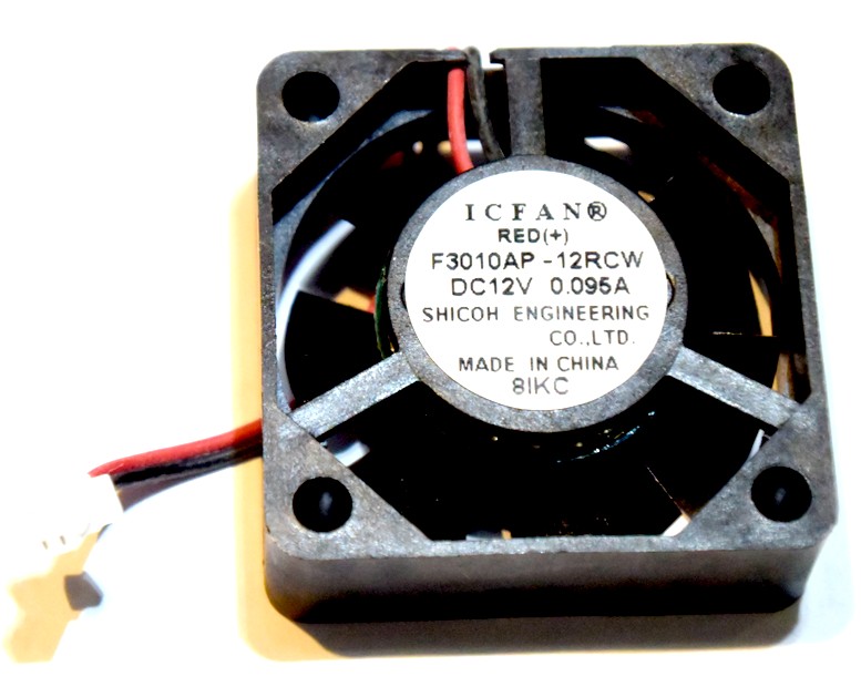 小型ファン　　F3010AP-12RCW　  DC12V/0.095A　　1個