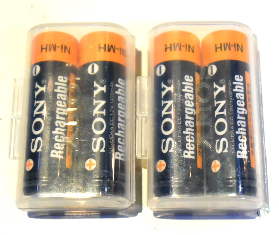 SONY　Ni-MH　1.2V/1400mA　4本(1組)