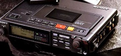 幻の名器　最終入荷限定1台　　TCD-D10    プロ用　DAT　レコーダー