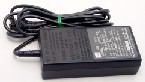 AC-adapter  UA0417P01    IN:AC100V    OUT:DC15V/2A    外形:49x25x100mm